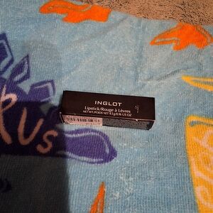 NWT Inglot Lipstick Rouge #104